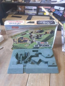 Airfix HO OO Gun Emplacement Snap Fix Kit - Picture 1 of 5