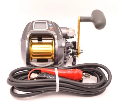 Daiwa Leobritz Bull 500MM Fishing Reel w/Power cord & English operating manual - Image 1 of 4