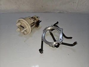 YAMAHA YZF-R6 600 2006 - 2017 DENSE PETROL PUMP - Picture 1 of 6