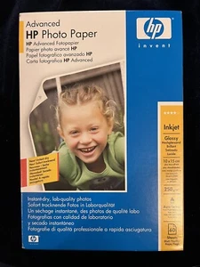 HP Advanced Photo Paper Inkjet, Glossy 10x15cm 60 Sheets, 250g/m Squared - Bild 1 von 2