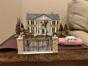 Dept 56 Elvis Presley's Graceland Special Edition Gift Set #55041 COMPLETE (vid) - Picture 1 of 24