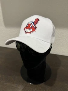 CHAPEAU SNAPBACK CLASSIQUE THROWBACK RÉTRO CHEF WAHOO BLANC COURONNE BASSE MOYENNE NEUF - Photo 1/5