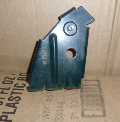 Soporte de mango lateral R para cortacésped de empuje Craftsman 169703 Foto 1 de 3