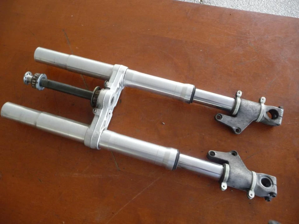 叉子前悬架杜卡迪 800 ss 超级运动 05 03-07 — 第 1/1 张图片