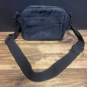 Mini Bolso Bandolera LULULEMON Now And Always 3L en Negro - Imagen 1 de 7