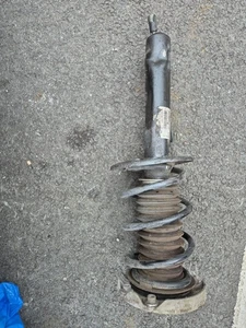  BMW SERIE 1 AMORTIGUADOR DELANTERO LADO IZQUIERDO 1.5 GASOLINA 2019 - 2024 + FAST UK 🇬🇧 ¡CORREO! - Imagen 1 de 4