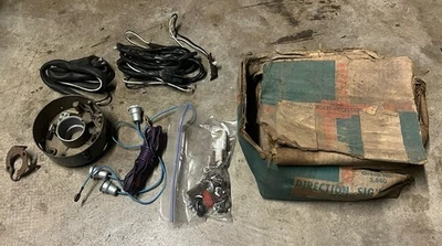 1960 1961 60 61 Chevy GMC truck c10 c20 c30 NOS directional turn signal parts 2 - Image 1 of 4