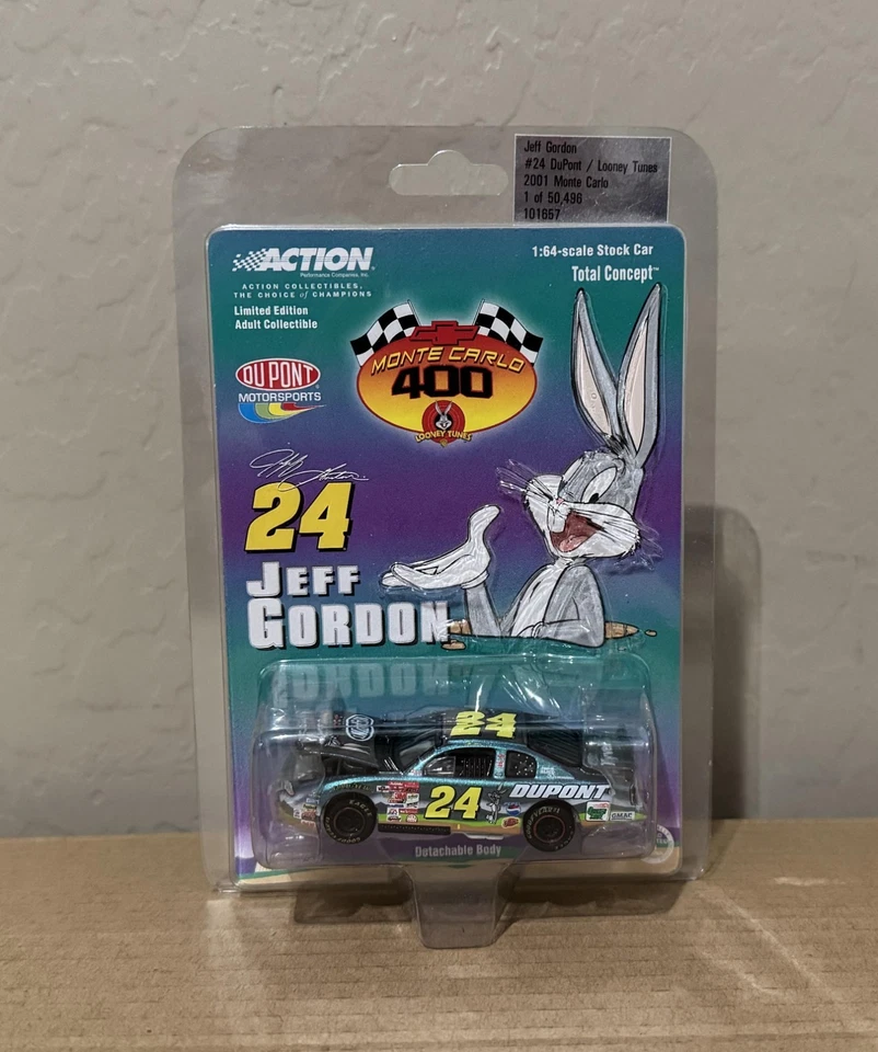 Jeff Gordon 2001 Looney Tunes Bugs Bunny NASCAR Action Diecast 1 64