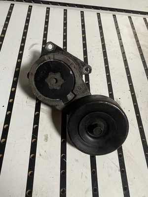 Tensor de cinturón serpentino Lexus IS300 2JZGE 01'-05' 16620-46060 Foto 1 de 4