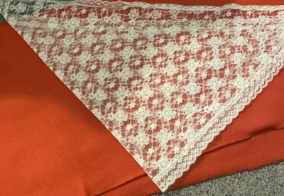 Vintage Ladies IVORY LACE MANTILLA Triangle Church Veil Head Cover 82cm x 110cm - Image 1 of 4