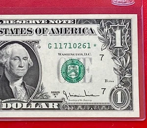 1977 A STAR NOTE $1 DOLLAR BILL ( CHICAGO G ) UNCIRCULATED - Picture 1 of 3