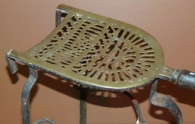 -REPOSE FER A REPASSER LAITON FER FORGE HAUTE EPOQUE XVII/XVIIIe FER LINGOT - Photo 1/4