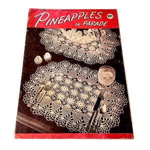 1948 Ananas auf Parade J und P Mäntel Buch 241 gehäkelt Vintage Tischsets - Bild 1 von 3