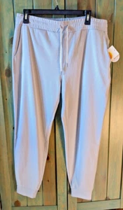 Vuori Lux Performance Jogger Pants Sweatpants Women's L Pale Grey Heather NWT - Picture 1 of 4