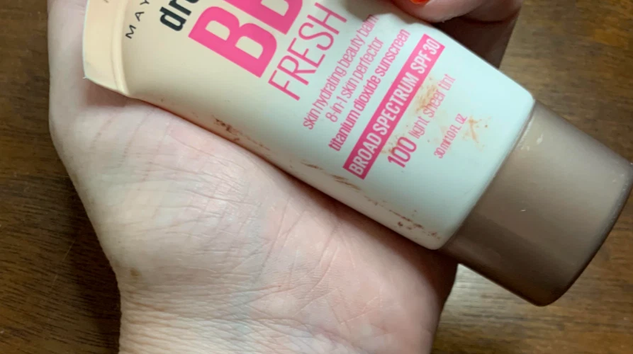 Maybelline Dream Fresh Skin Hydrating BB cream Skin Perfecting Balm SPF 30 Sheer - Image 1 of 1