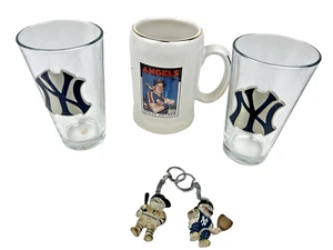 Vintage New York Yankees Cup Set, Mug & 80's x2 Keychains Collectors Kit! - Picture 1 of 11
