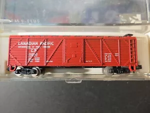 N - Life-Like 5789 - 40' Woodside Boxcar, Canadian Pacific LN w/box - Picture 1 of 2