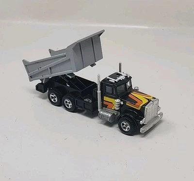 Camión de volteo Majorette Kenworth de colección #2103520 escala 1/47 Foto 1 de 4