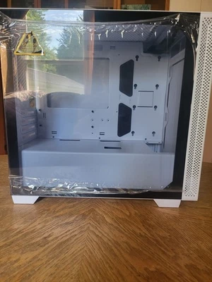 LEER Lian Li Lancool 205m Vidrio Templado Micro-ATX Media Torre Computadora Estuche Blanco Foto 1 de 4