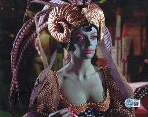 Barbara Steele foto autografata firmata CURSE OF THE CRIMSON ALTER 8x10 Beckett - Foto 1 di 2