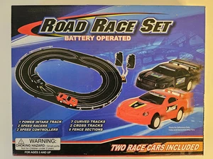 Set corsa su strada Polyfect vintage a batteria slot car pista NOB completo - Foto 1 di 10