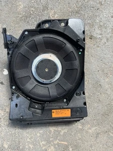 BMW 4 SERIES HARMAN KARDON SUBWOOFER LEFT PASSENGER SIDE 9210151 F30 F31 F32 F80 - Picture 1 of 5