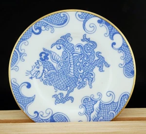 FM Miniature Plates of the World ~ Plate Five ~ Royal Worcester Dragon Plate - Foto 1 di 2