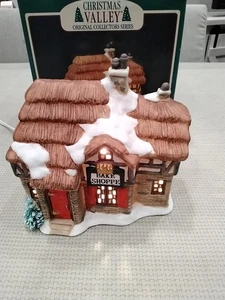 Christmas Valley Collection - Bake Shoppe - 90er Jahre - beleuchtetes Porzellan - Bild 1 von 9