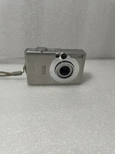 Biete Canon PowerShot IXUS 60 / ELPH SD600 6.0MP Digital Camera - Silver - Bild 1 von 8