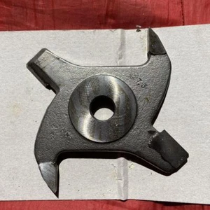 Hoja cortadora ranura cincel MAKITA usada 7,5 mm - Imagen 1 de 3