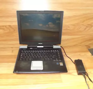 Gaming Laptop Toshiba Satellite A10 Windows XP 40gb with Power Adapter - Picture 1 of 12