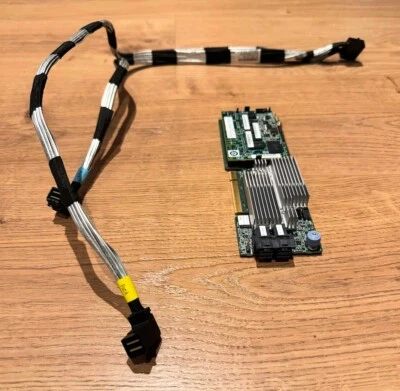 Cisco UCSC MRAID12G 12G SAS RAID Controller 2x SFF-8643 for HDD SSD 1Gb Cache - Bild 1 von 4