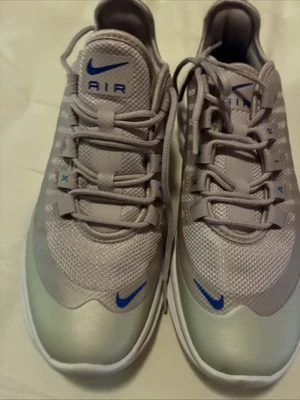 Talla 5.5 (GS) - Nike Air Max Axis Low Iced Lila Photon Dust - AH5222-500 Foto 1 de 4