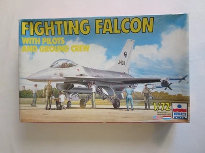Fighting Falcon with pilots and ground crew - Scala 1/72 - ESCI 9078 - Immagine 1 di 3