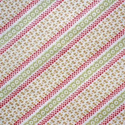 Moda Peace on Earth 3 Sisters Cotton Quilting Fabric Half Yard BTHY Green Red - Image 1 of 3