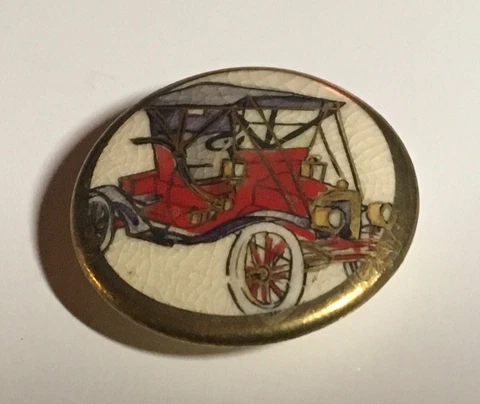 Vintage Satsuma Button Ford Model A 1" Incredible Convertable Detail Half Shank Cover