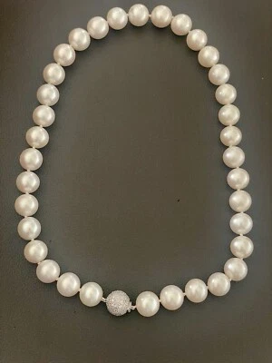 18KT White Gold 11.5-12.1MM Pearl & 1.15CTW Diamond Necklace. 17.5 Inches (S260) - Image 1 of 4