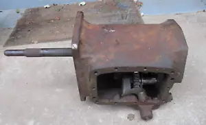 1966 1967 MOPAR A-833 4 SPEED TRANSMISSION Main Case with Gears - Picture 1 of 8