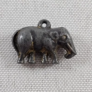 Vintage Metall 3D Elefant Charm Halskette Anhänger ca. 7/8" 4,42 Gramm LESEN⬇ - Bild 1 von 8