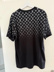 LV Men Shirt - Picture 1 of 5