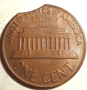 1965 Lincoln Penny Clipped Planchet Error, 60 Years Old Error, FREE SHIP - Picture 1 of 2