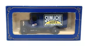 Lledo Morris Delivery Truck Sunlicht blue Day Gone german version in Gode Box - Picture 1 of 1
