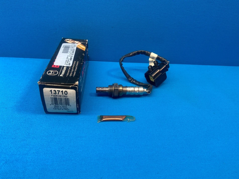 Bosch 13710 Oxygen Sensor For 2001-2002 Chrysler Dodge Caravan Voyager - Image 1 of 3