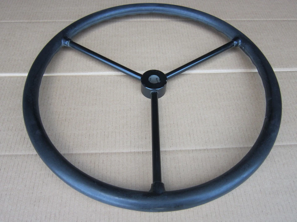 STEERING WHEEL FOR MINNEAPOLIS MOLINE 335 445 JET STAR 2 3 — 第 1/1 张图片