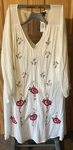 TORRID NWT Ivory Embroidered gauze trpz dress —Sz2. - Picture 1 of 10