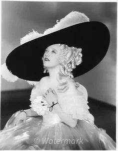Vintage American celebrity Hollywood actress  Marion Davies   8X10  PHOTO - Picture 1 of 1