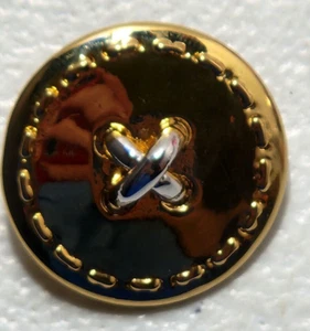 St. John Button - Picture 1 of 3