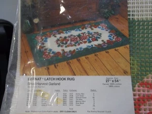Vintage Bernat Latch Hook Rug Pattern Small Harvest Garland 27" x 54" - Picture 1 of 2