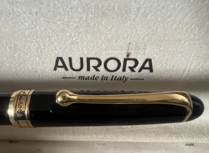 🔴 AURORA penna sfera 88 mod 810 resina nera refill roller scrive astuccio - Picture 1 of 9