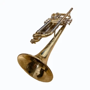 YAMAHA YTR-8335 Bb Trumpet Used With Hard Case Mouthpiece - Picture 1 of 12